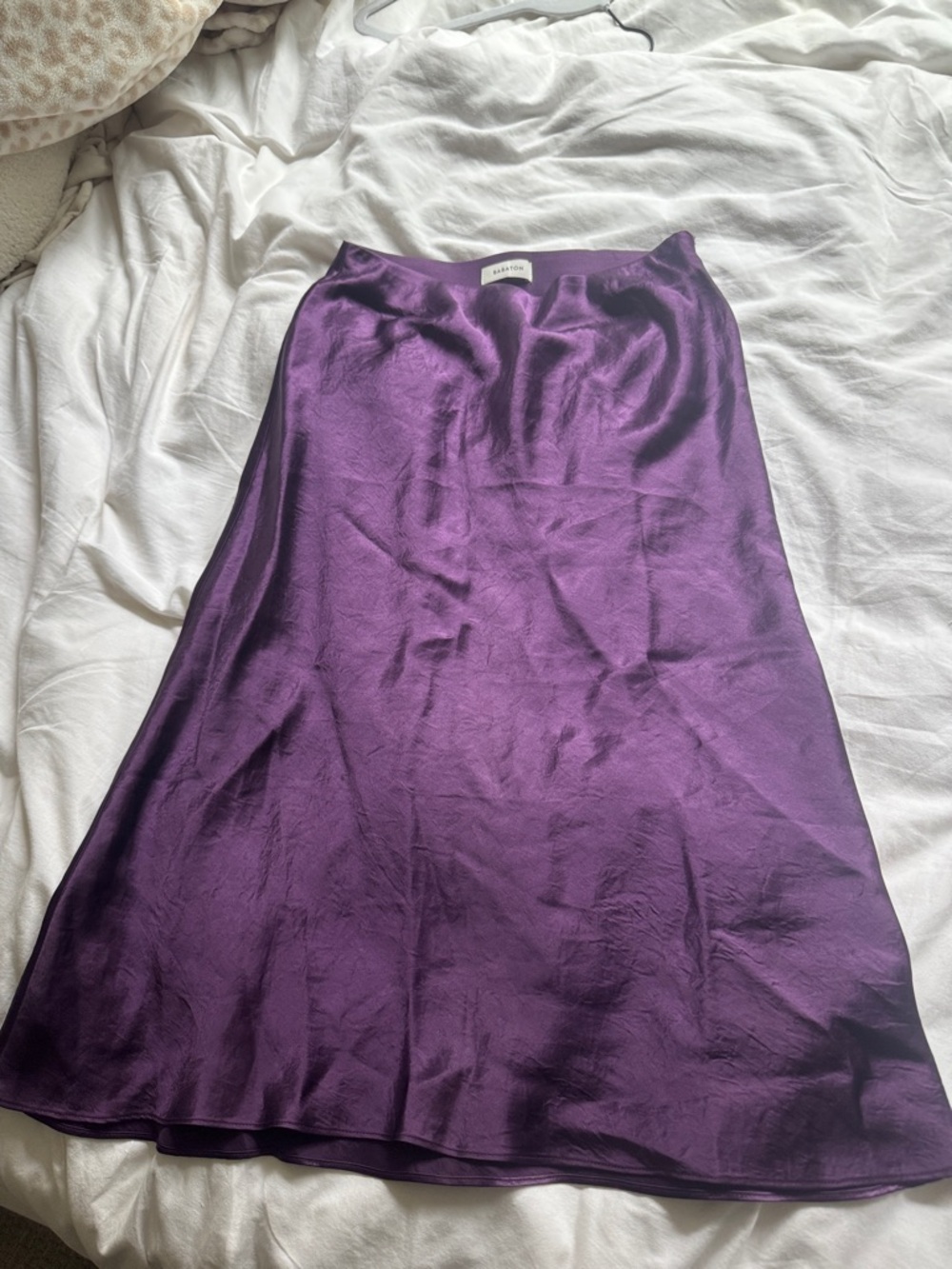 Aritzia Babaton Midi skirt